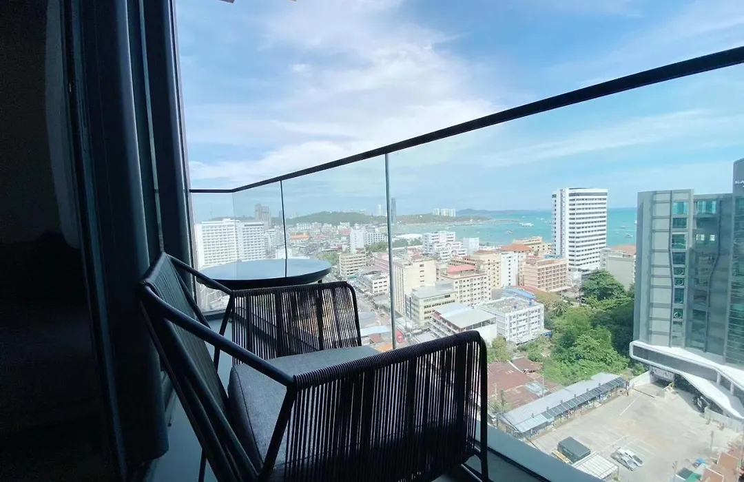 Edge Central Pattaya Sky-1